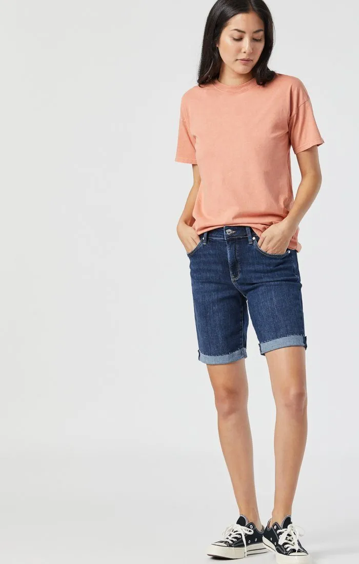 ALEXIS SHORTS IN DARK FRAYED HEM FEATHER BLUE