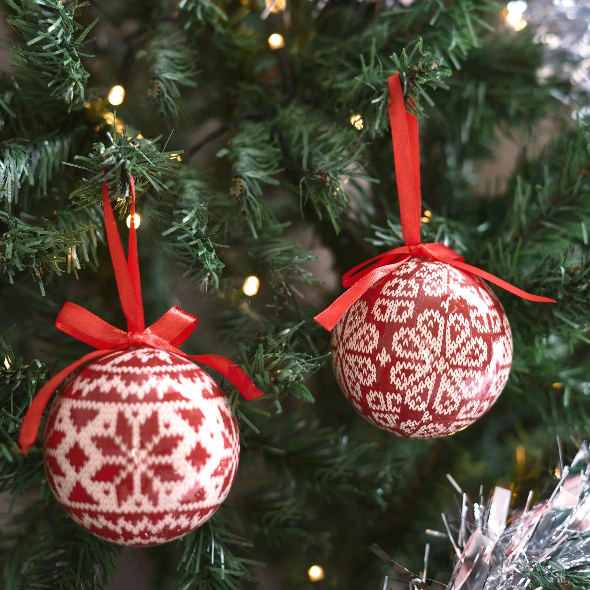 Christmas Baubles Red Knit Look Set of 6 7.5cm