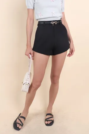 COREY BELTED SHORTS IN BLACK