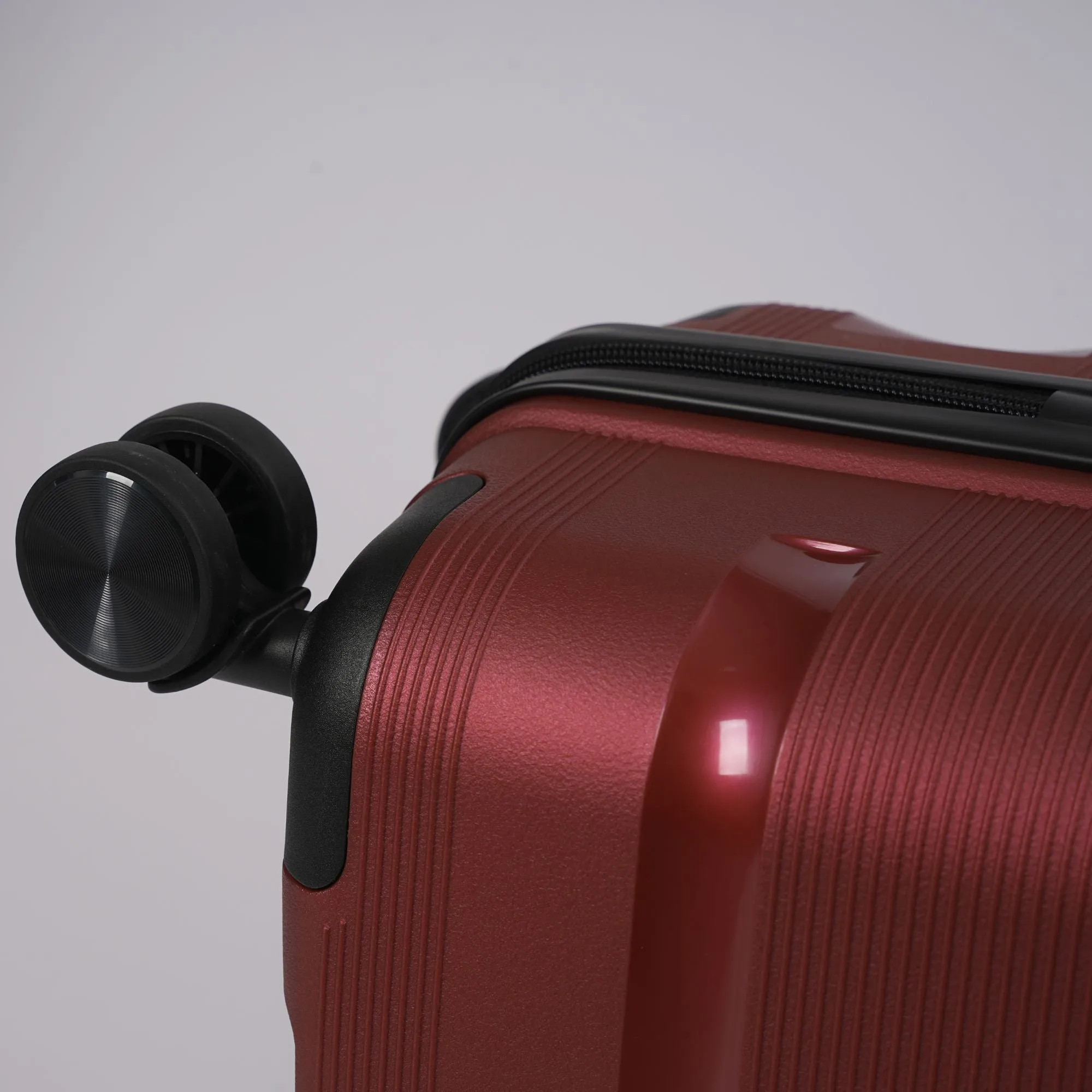 Red Hardcase Roller Luggage 24' with 360° Wheels & TSA Lock